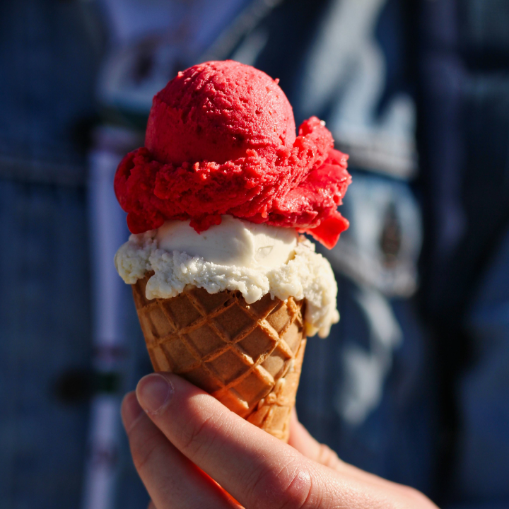 Schepijs - 2 bollen (€2,75)